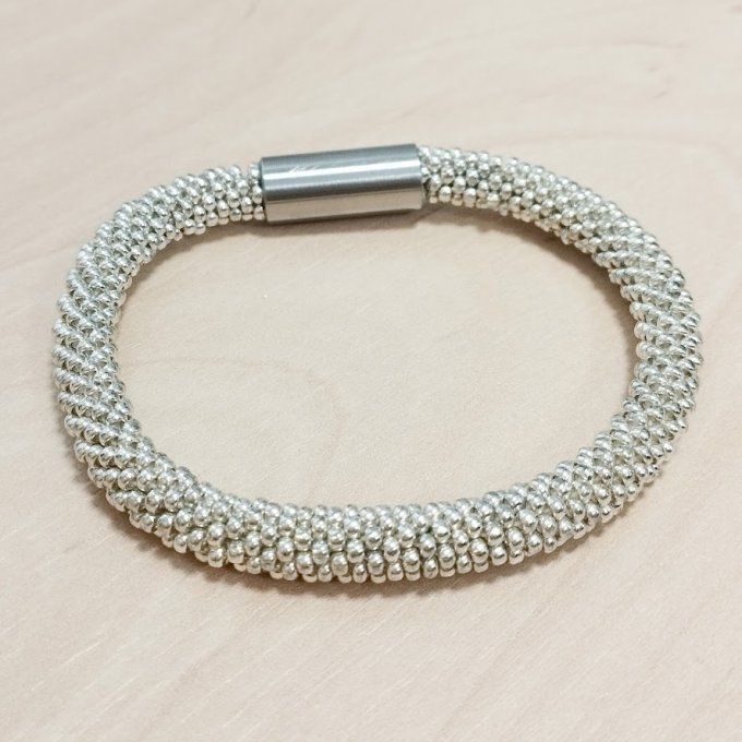 bracelet tissage au crochet perles Miyuki argentées 